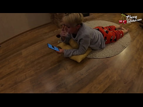 ❤️ Луда русокоса цица Огромен Дик цица и потскокнува на неа - анален секс ❤️❌ Дурли кај нас ️❤